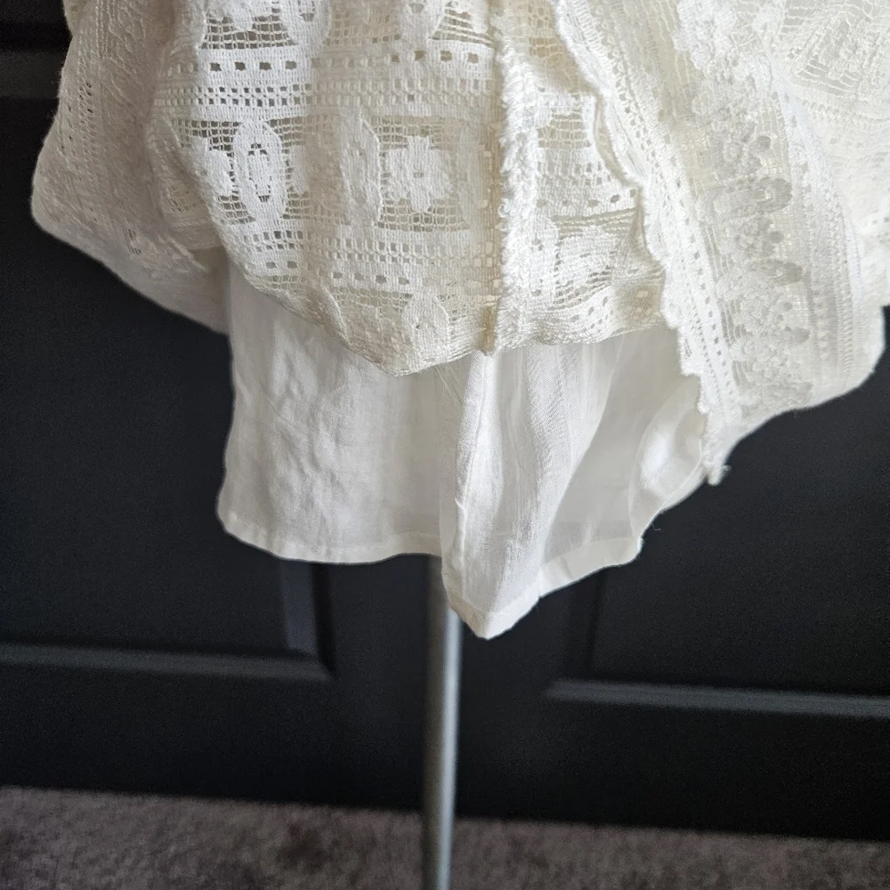 Free People Womens White Lace Overlay‎ Sz 6 Feminine Fairy